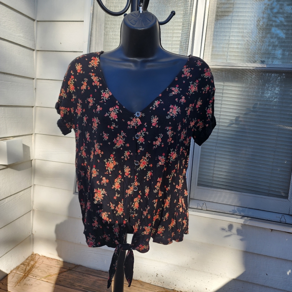 American eagle top - Picture 2 of 4
